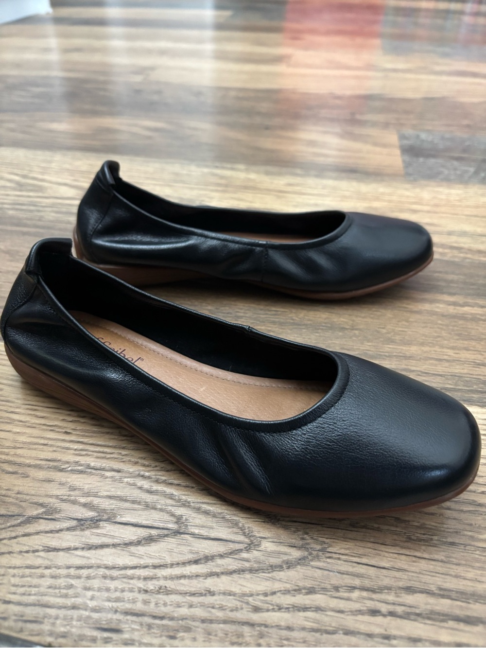 Josef Seibel Fenja black leather ballet flats 6.5-7